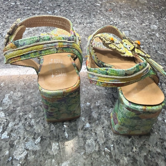 NWOT L’Artiste Spring Step Voguesh Women's Sandals / US size 7.5 / EU 38 - Picture 7 of 11